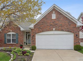 15 Eagle Cove Ln #8, Saint Charles, MO