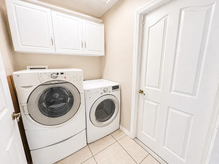 14244 Mulkerin Dr — Photo 33