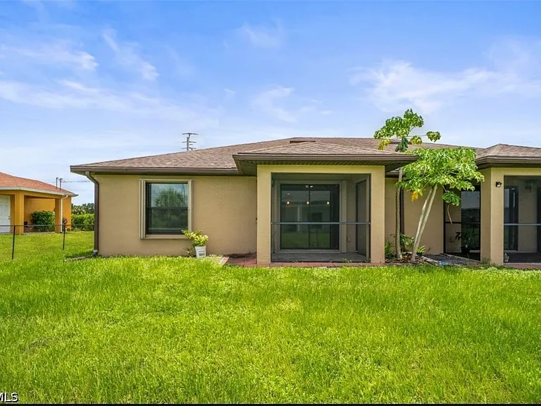 1530 Gretchen Ave S — Photo 30