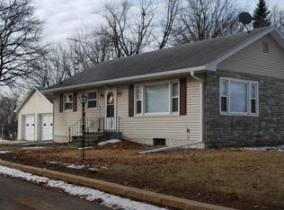 1017 E South St, Marshalltown, IA 50158
