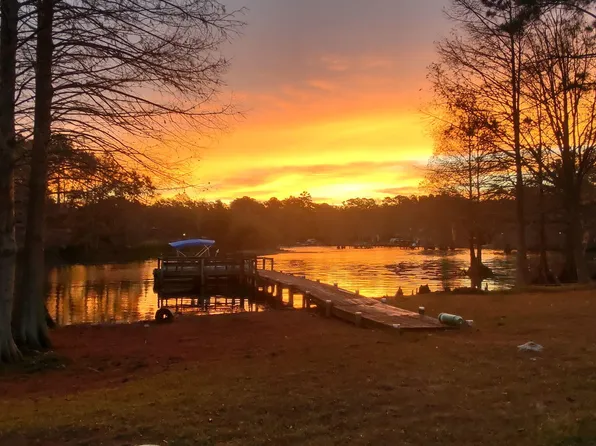 138 Pineridge Rd, Eutawville, SC 29048