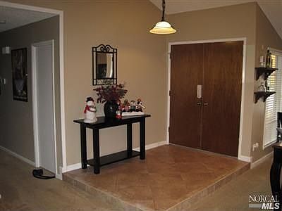 3rd image of 612 Brittany Ct