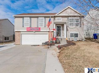 11026 Girard St, Omaha, NE 68142