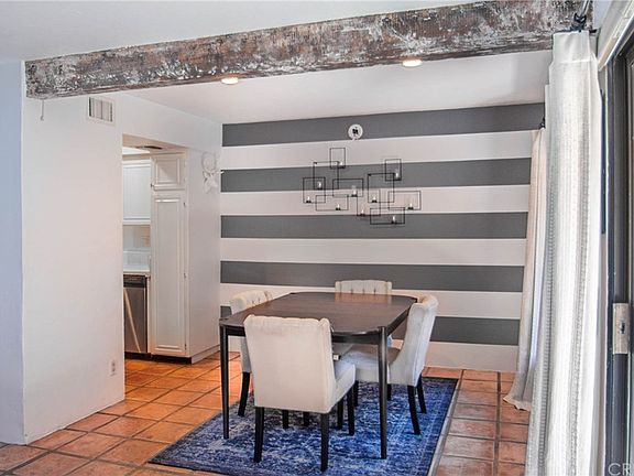 5th image of 4425 Whitsett Ave Unit 217