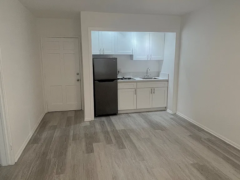 615 S. Cochran Ave. — Photo 16
