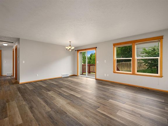 2nd image of 4602 N Hutchinson Ln