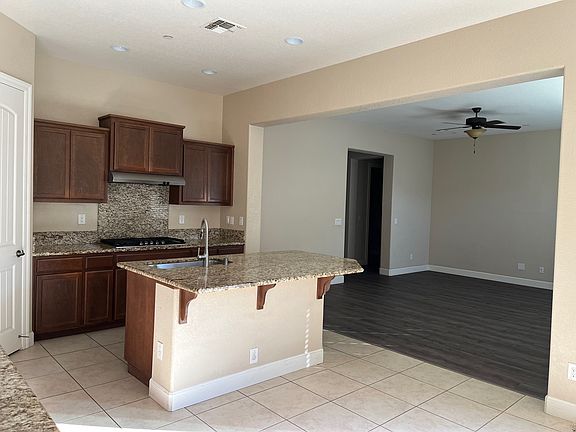 4th image of 1967 Carogold Ln