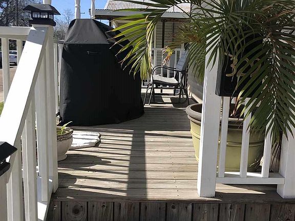 5th image of 329 Aucoin St