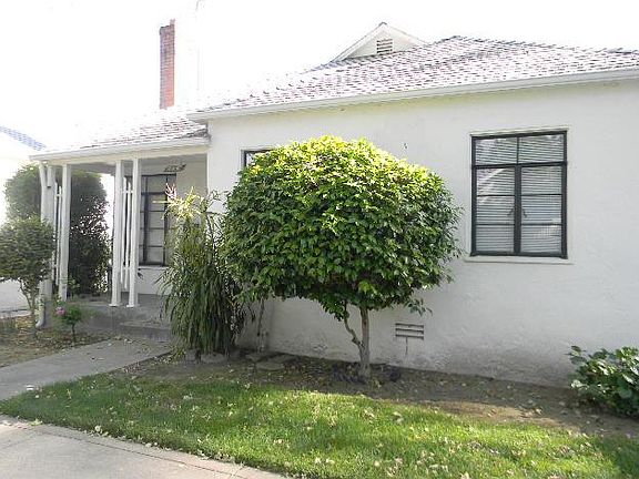 2nd image of 1208 V St
