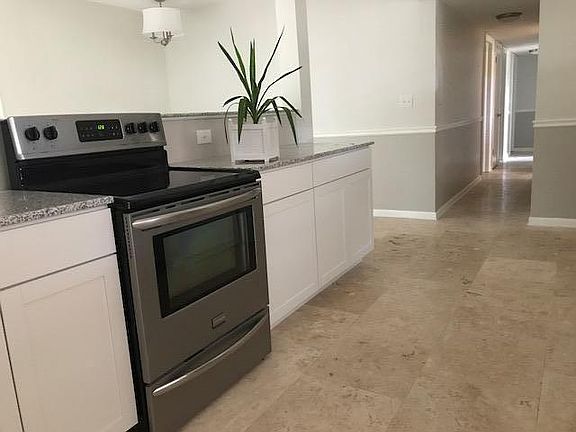 5th image of 206 Loruna Dr