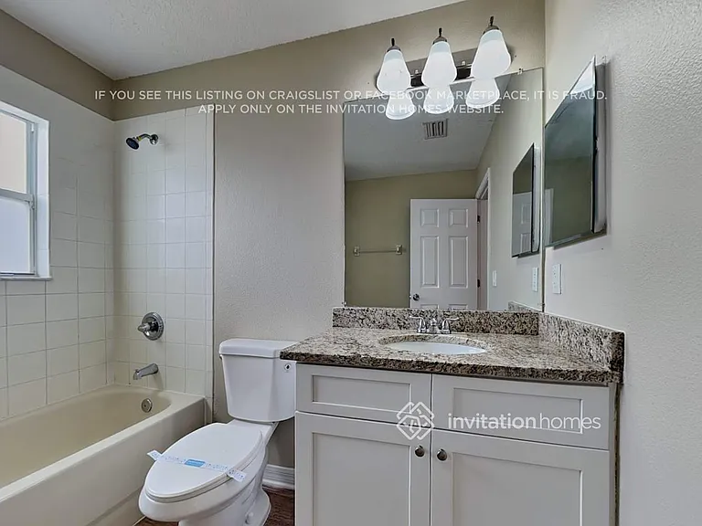 2458 Hamlet Cir — Photo 19