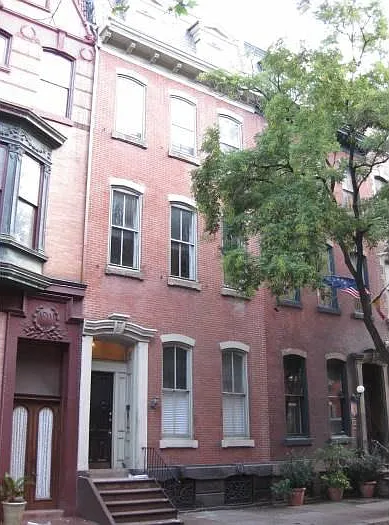 1909 Spruce Street
