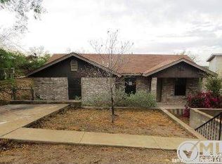 1647 Hillcrest Blvd, Eagle Pass, TX 78852