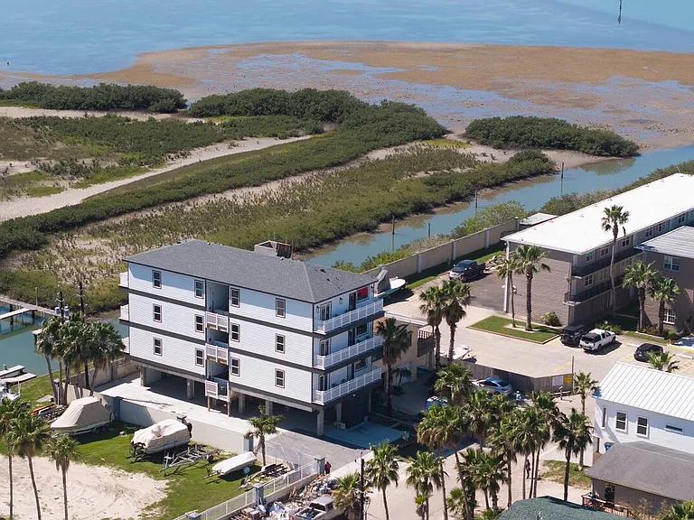 111 W Sunny Isle Dr #201 — Photo 16