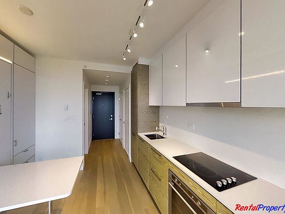 5th image of 13438 Central Ave #1803