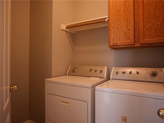 3rd image of 8518 Cahill Dr APT 11