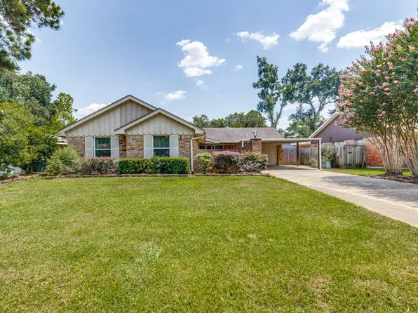 10031 Timberoak Dr, Houston, TX 77080