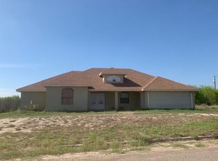 1048 Riverbend St, Rio Grande City, TX 78582