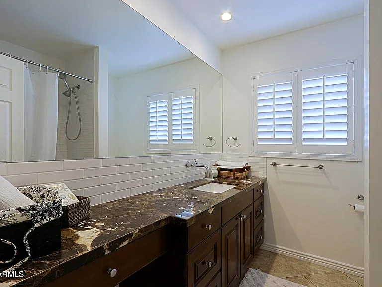 4645 E Windsor Ave — Photo 23