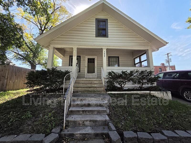 1st image of 1445 Plum St
