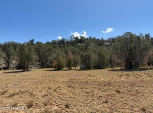 99 N Shadow Rock Trl, Seligman, AZ 86337
