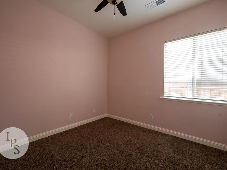 2389 Prescott Ave — Photo 17