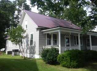 452 Pearl St, Aurora, NC 27806