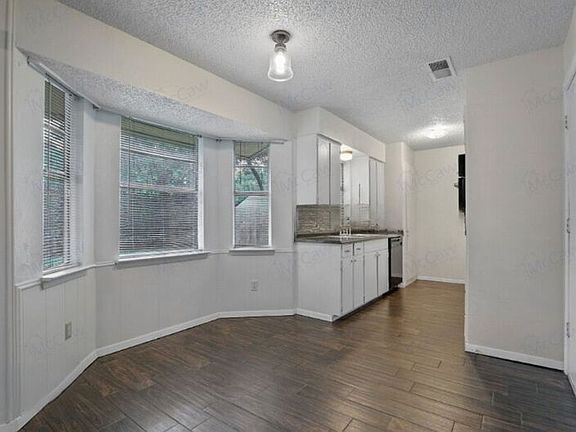5th image of 2112 Pecandale Dr