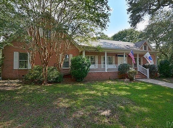 2nd image of 5795 Avenida Real