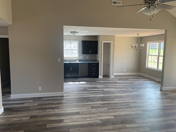 4th image of 203 Chalet Hls Lot 203