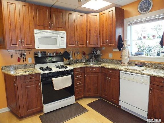 2nd image of 37 Waldo Ave