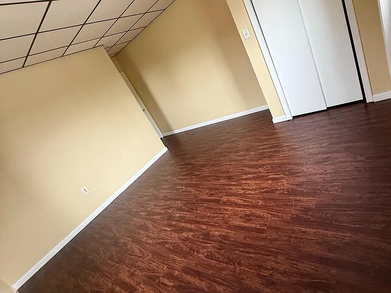 132 E Main St #2 — Photo 12