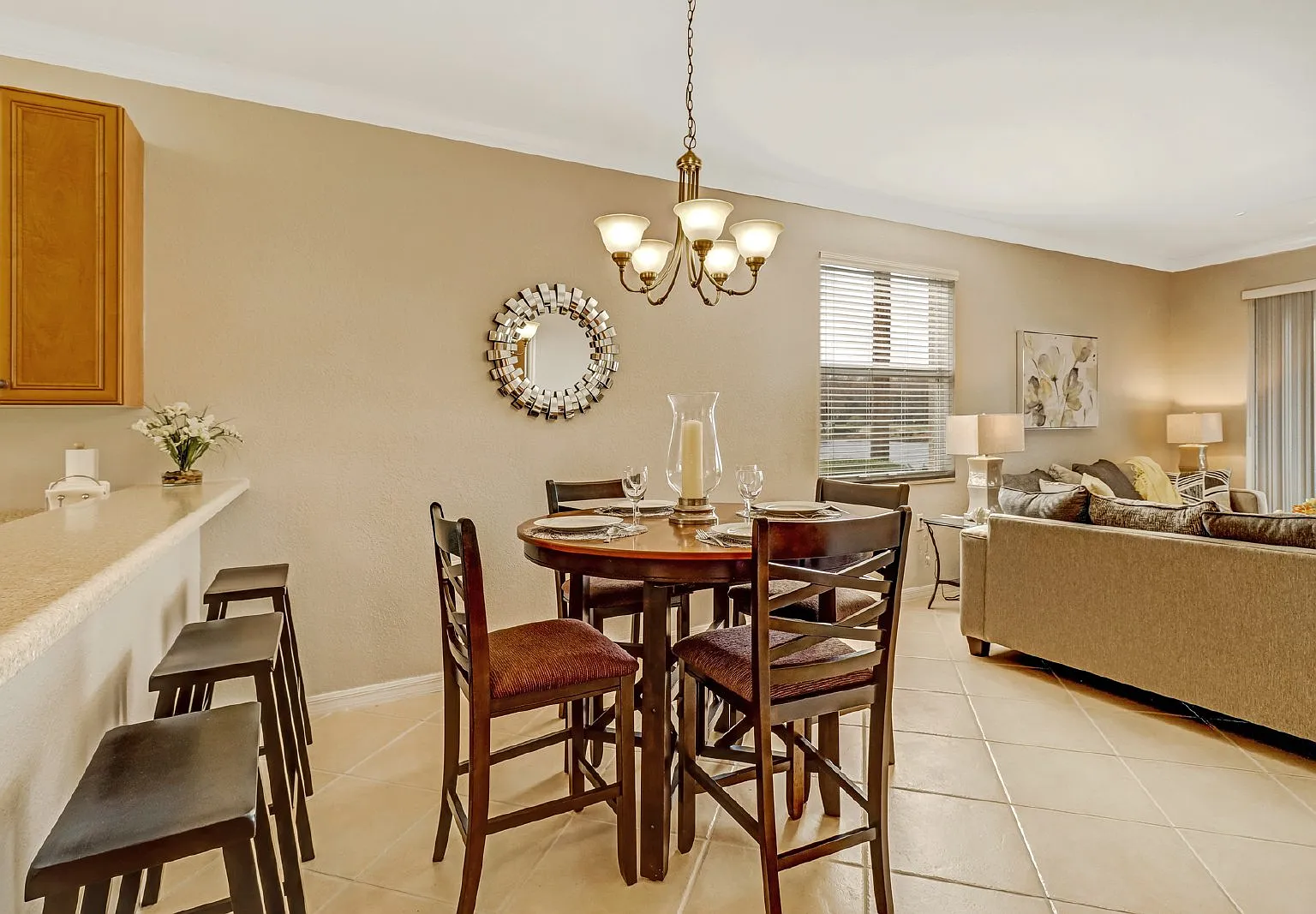 2 bed, 2.0 bath, 1500 sqft, $2,200 — Photo 3
