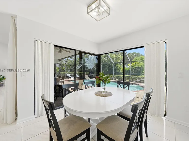 11008 Boca Woods Ln — Photo 9