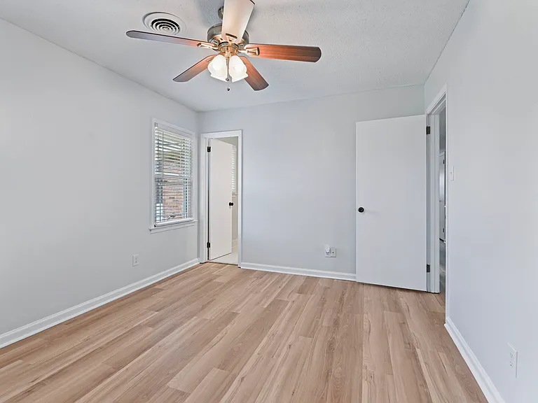 111 Lori Streetprattville — Photo 22