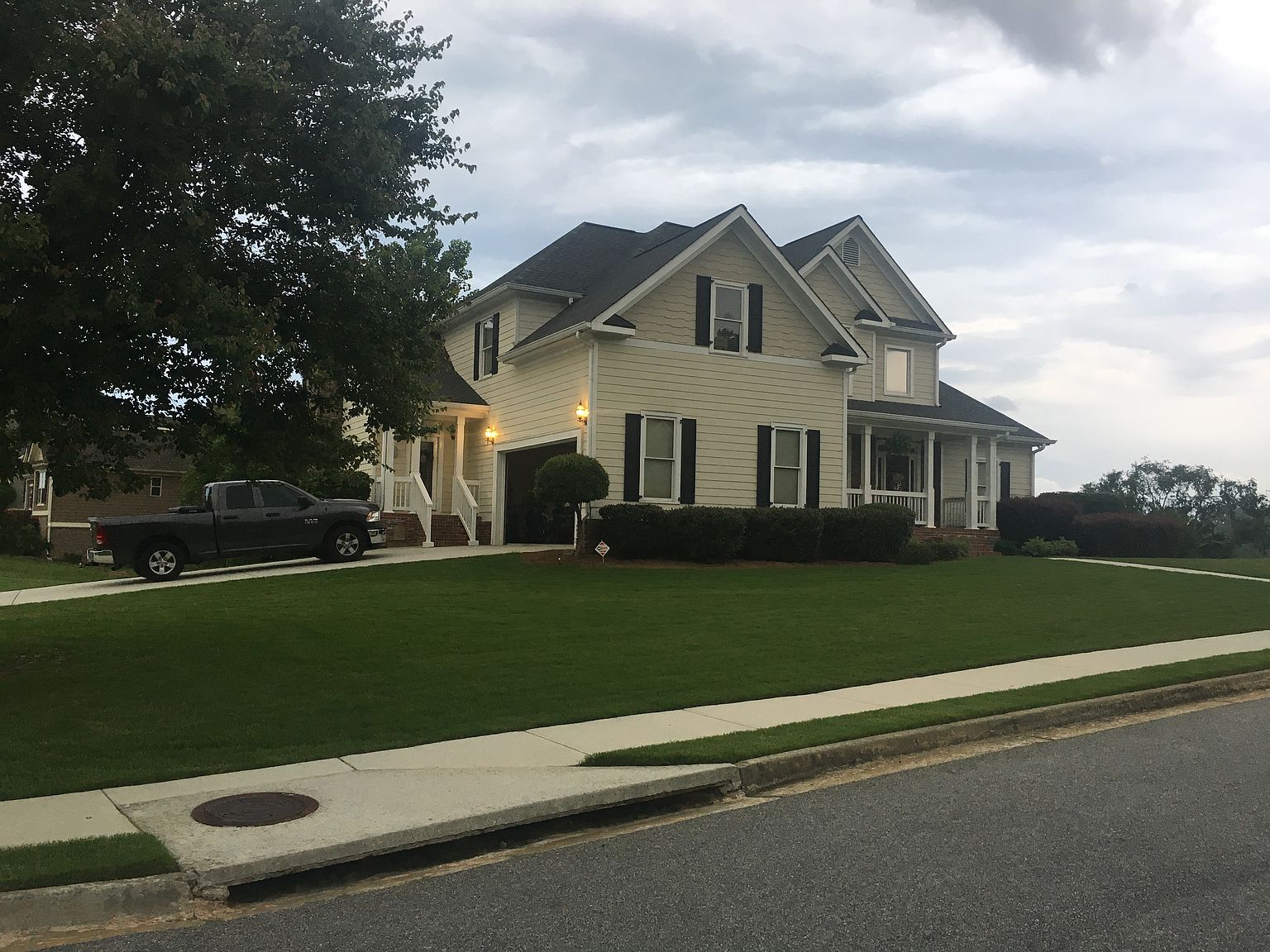 1005 Silver Thorne Dr, Loganville, GA 30052 Zillow