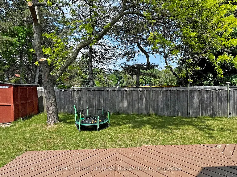 1614 Melman St — Photo 44