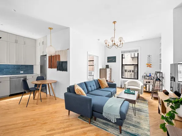 80 Charles St APT 4R, New York, NY 10014