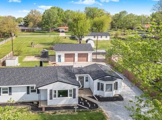 5456 E Main St, Avon, IN 46123