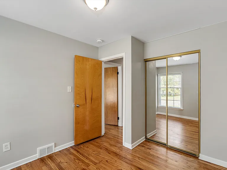 4514 Sedgemoor Ave — Photo 17