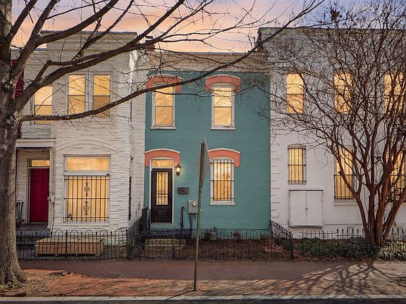 2nd image of 1619 5th St NW