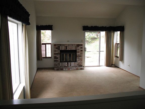 2nd image of 2933 Creek Point Dr
