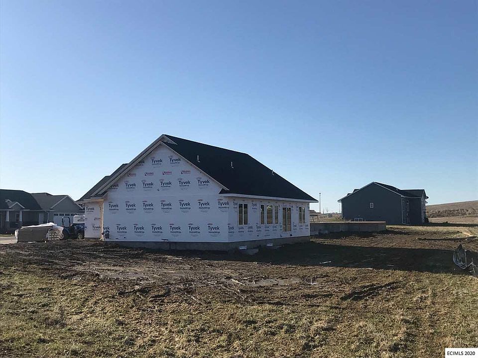 2nd image of 2243 Fawn View Dr