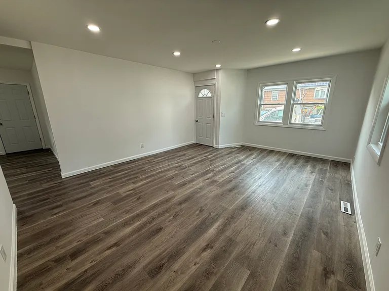 121 Hillview Ave #1 — Photo 4
