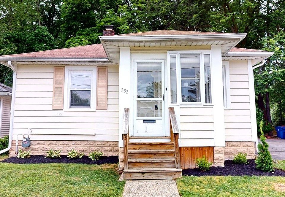 1st image of 232 Luary Dr