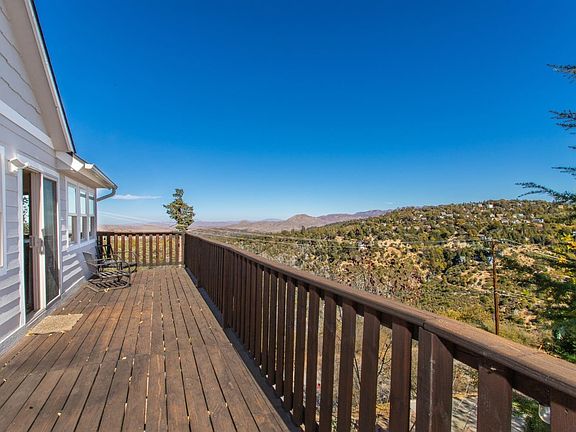 5th image of 26695 Amador Ln