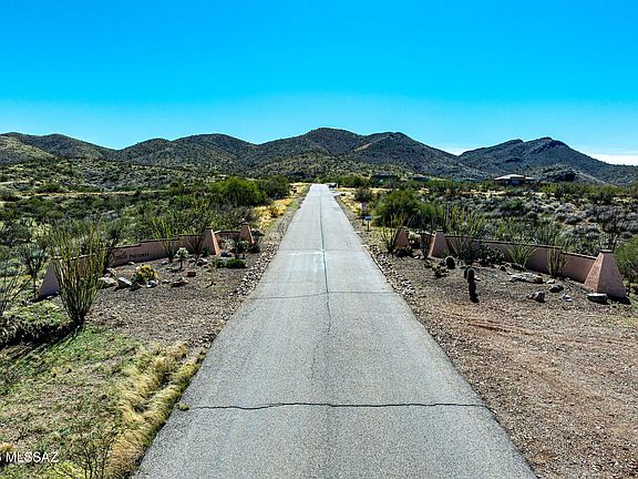 2nd image of 10519 E Ocotillo Rim Trl
