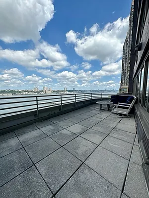 Rented by Owner | media 34