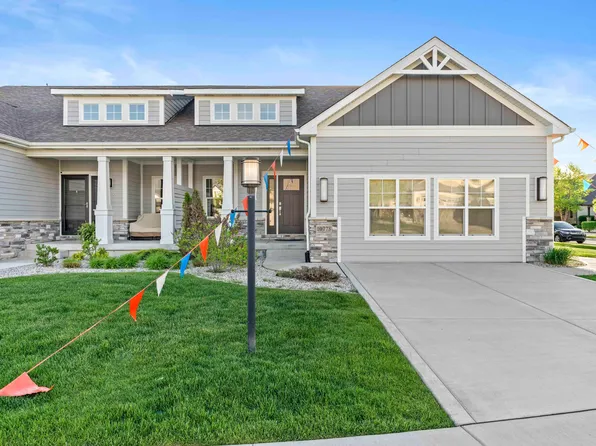 10778 Walnut Dr, Saint John, IN 46373