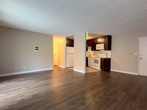 4th image of 5622 University Ave #13